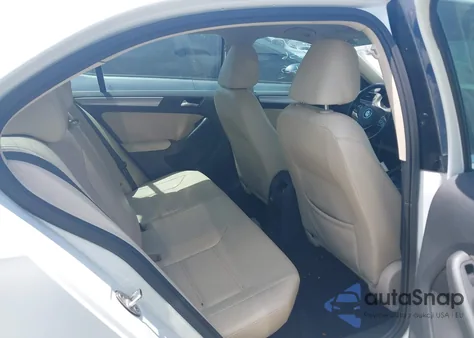 2017 Volkswagen Jetta 1.4T Se from USA, damaged, VIN 3VWDB7AJ6HM303656